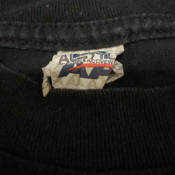 Vintage Bon Jovi t shirt - Picture 3 of 5